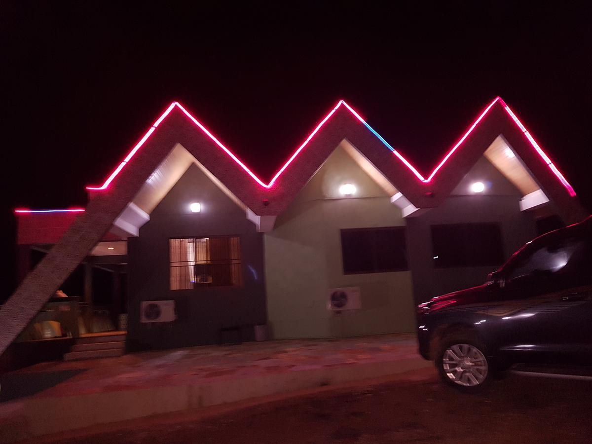 Mama Lee'S Lodge Yamoransa Exterior foto
